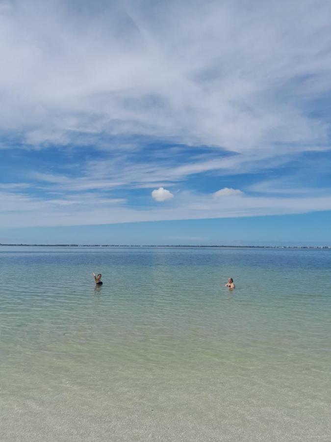 Praia Seca, 10 Pessoas, Em Frente A Lagoa Do Tome Araruama Exterior photo